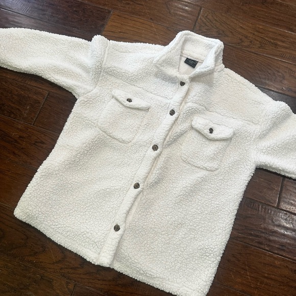 32 Degrees Jackets & Blazers - 32 Degrees White Sherpa Jacket